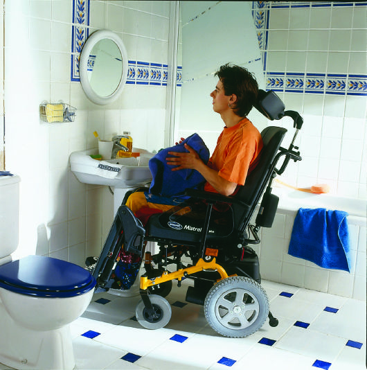 Aides à la mobilité pour la salle de bain - Invacare