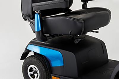 Scooter electrique handicapé Invacare Comet Ultra - Accoudoirs réglables