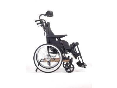 Fauteuil roulant confort Invacare Rea Clematis Pro - Réglable 